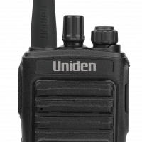 Uniden 5 Watt UHF Handheld Radio Deluxe Pack